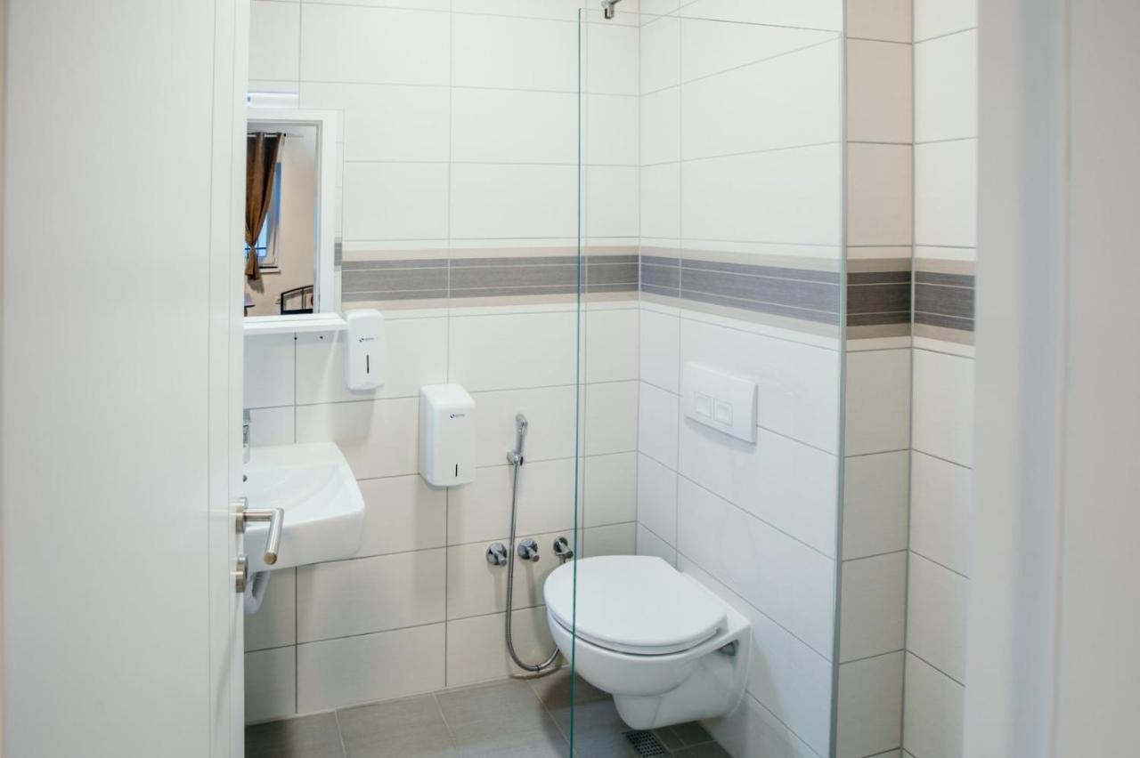 Sarajevo Stories Apartments Free Parking Luaran gambar